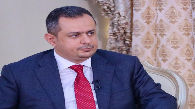 رئيس الحكومة اليمني يُشيد بالإسناد اللوجستي للتحالف في دعم العمليات العسكرية