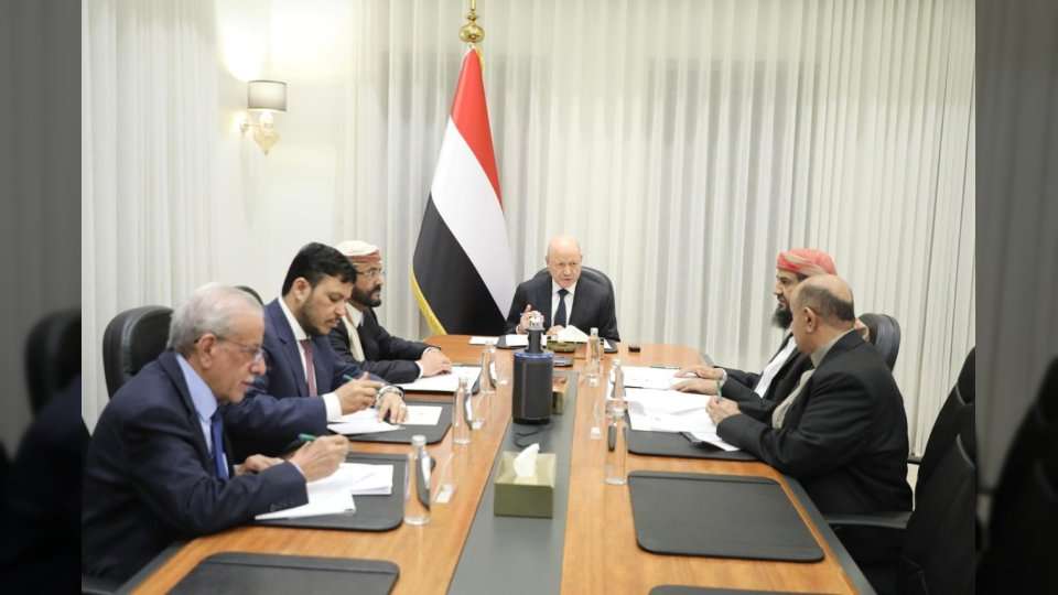 الرئاسي اليمني يحذر من إفشال حوار الجنوب ويهدد برد حازم على استهداف مؤسسات الدولة الرئاسي اليمني يحذر من إفشال حوار الجنوب ويهدد برد حازم على استهداف مؤسسات الدولة