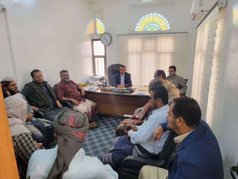 مناقشة تقرير تقييمي عن مؤشرات فرع مؤسسة الاتصالات بشبوة للعام 2025م.