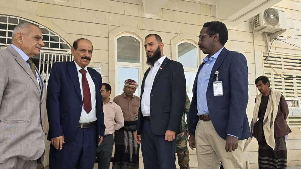 الدغاري يشيد بمستوى الخدمات الطبية المقدمة للمواطنين في هيئة مستشفى شبوة العام