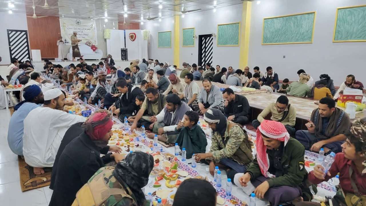 منتدى طلاب شبوة وسقطرى في السودان ينظم إفطارًا رمضانيًا لكوادره بمشاركة البعثة الطبية السودانية