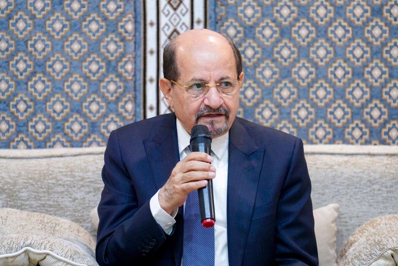 *رئيس الوزراء يؤكد حرص الحكومة على بناء شراكة حقيقية مع القطاع الخاص*