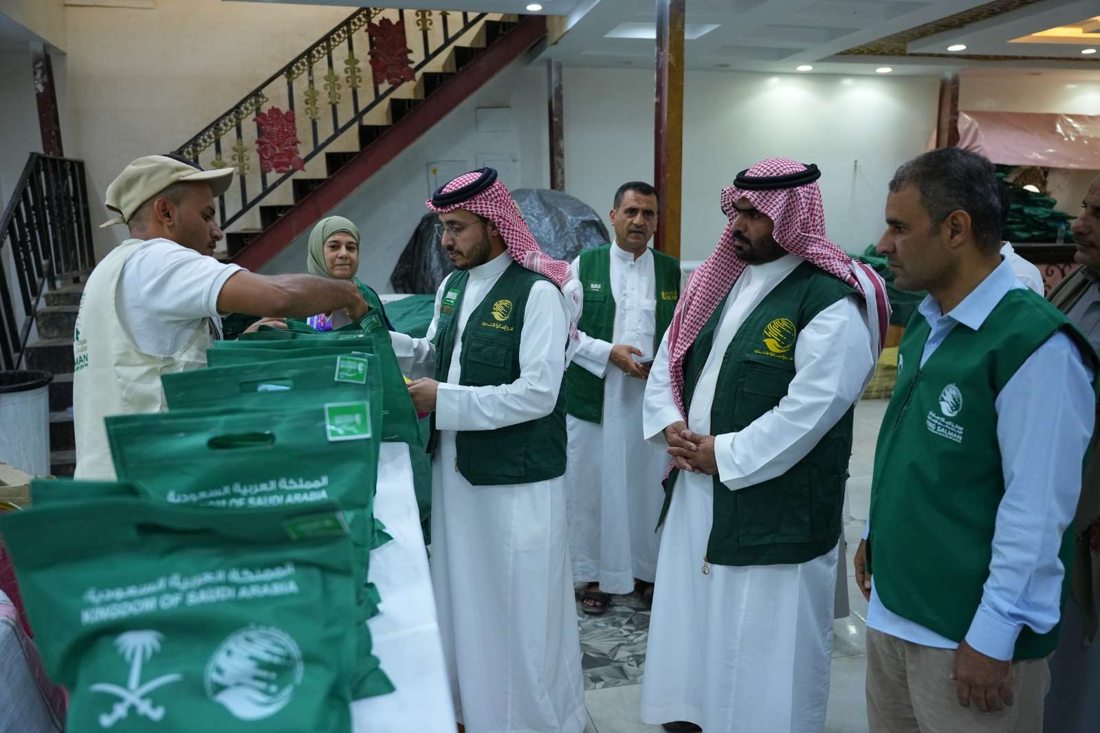 مركز الملك سلمان يدشن مشروع “كسوة فرح” لإدخال البهجة إلى قلوب 3600 طفل من الأيتام والنازحين بمحافظة مأرب