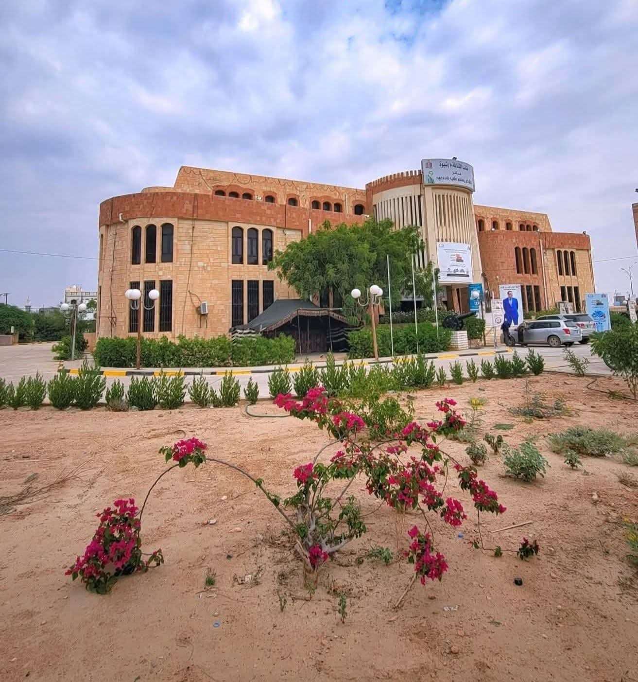 بدعم سخي وإشراف مباشر من قائد قوات التحالف وبرعاية كريمة من المحافظ بن الوزير.. ثقافة شبوة تطلق برنامج “العيد فرحة”