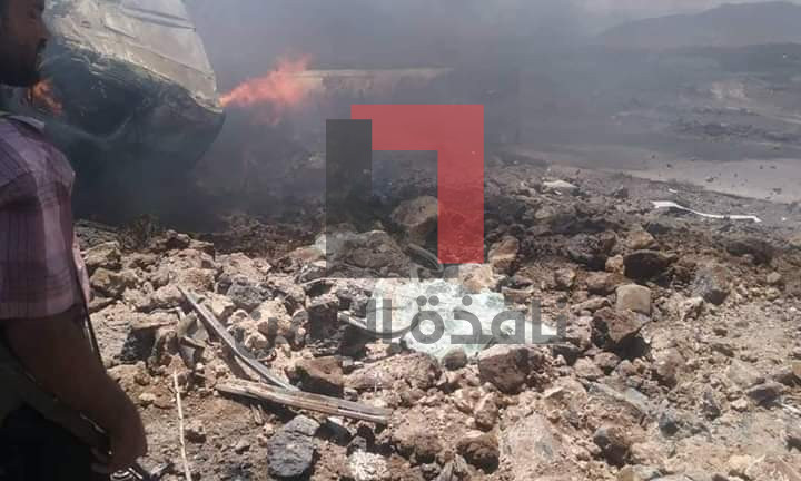 الصور الأولى للتفجير الذي استهدف موكب للتحالف العربي في عدن