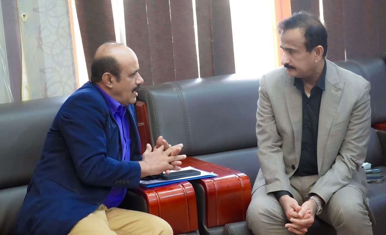 محافظ شبوة يعتمد مصفوفة احتياجاتها الإنسانية والبنى التحتية للعام 2026.