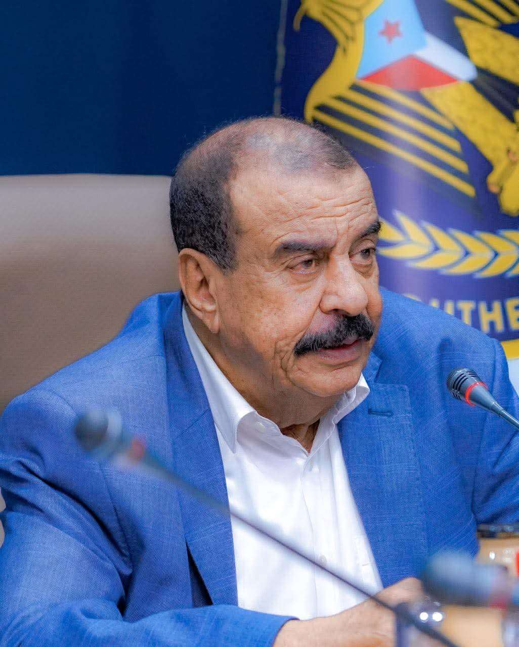 الحضارم يرحّبون بالقوات الجنوبية ووجودها في حضرموت ليس مطلباً شعبياً بالخروج الحضارم يرحّبون بالقوات الجنوبية ووجودها في حضرموت ليس مطلباً شعبياً بالخروج